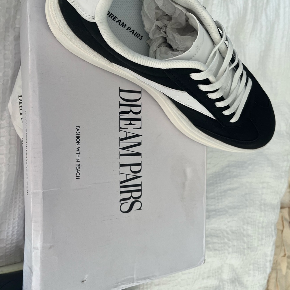 NWT's Dreamworks Black Suede and White Women’s Sneakers - Picture 2 of 4